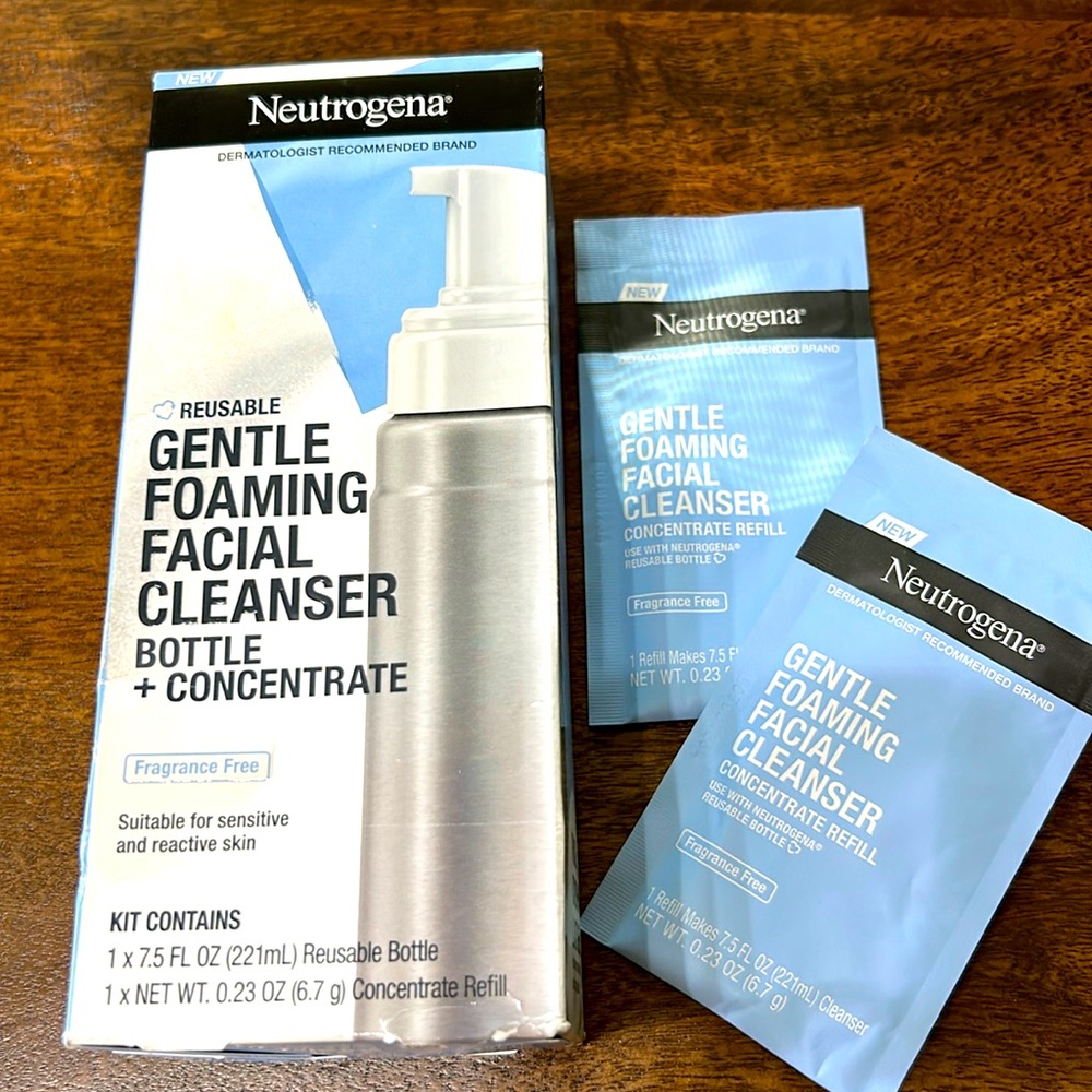 NEUTROGENA Reuse Gentle Foam Facial Cleanser Concentrate Refill + 2‼️refill pks